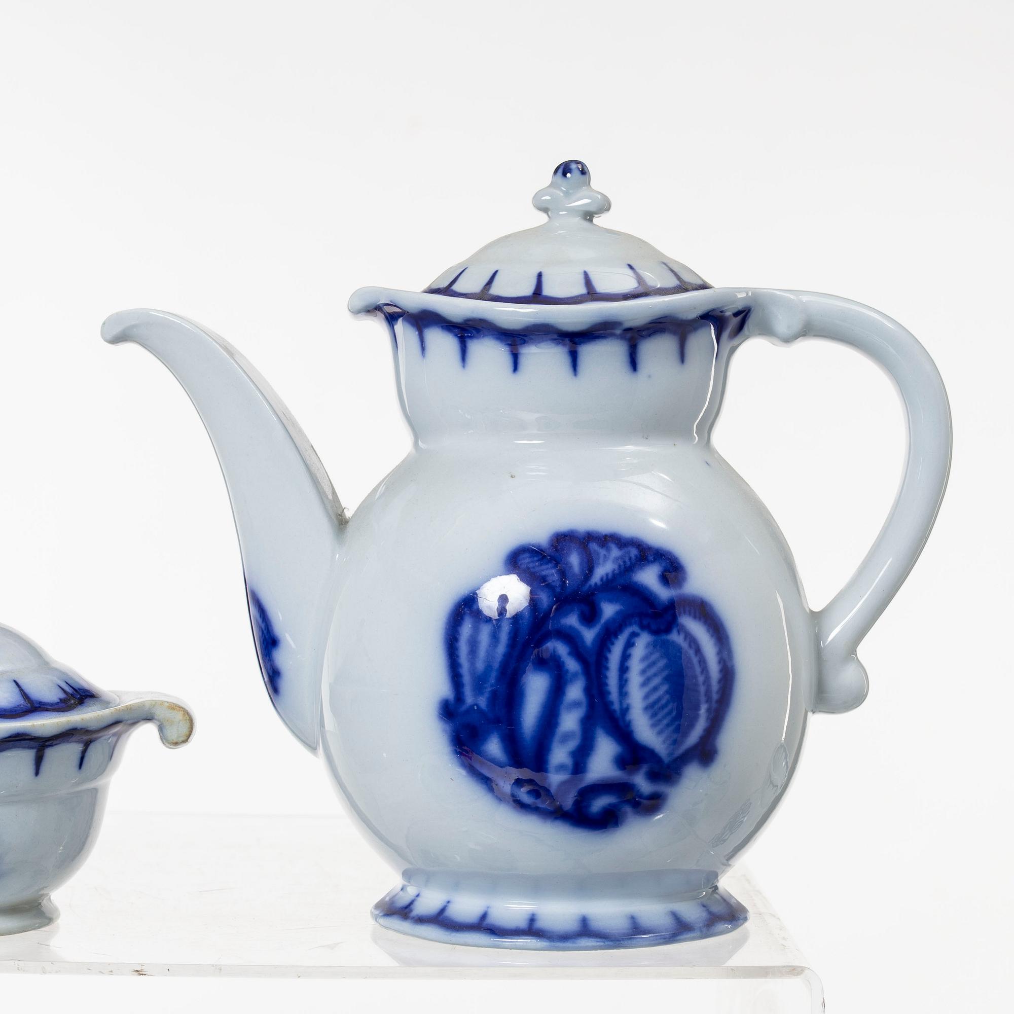 Wilhelm Kåge, service, 84 pieces, "Liljeblå", Gustavsberg.