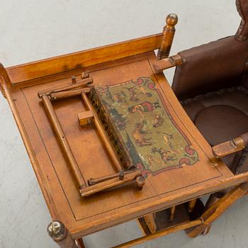 BARNSTOL 1900-talets första hälft.