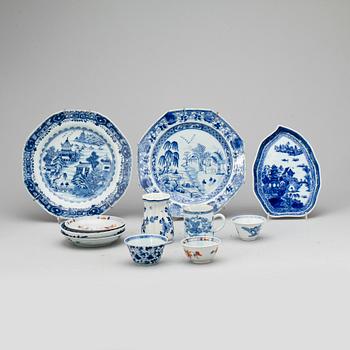 PARTI PORSLIN, 9 delar, bland annat Kina, Qianlong (1736-1795).