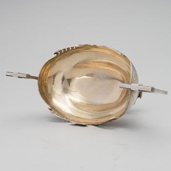 An art nouveau silver fruit bowl with gilt interior, marked BM, Russia around 1900.
