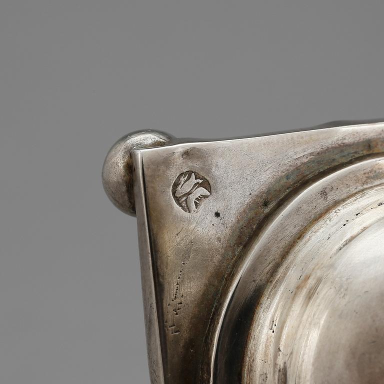 SUPKALK, silver, Simrishamn, N. Ramberg, stämplad 1835. Tot vikt ca 35 gram.