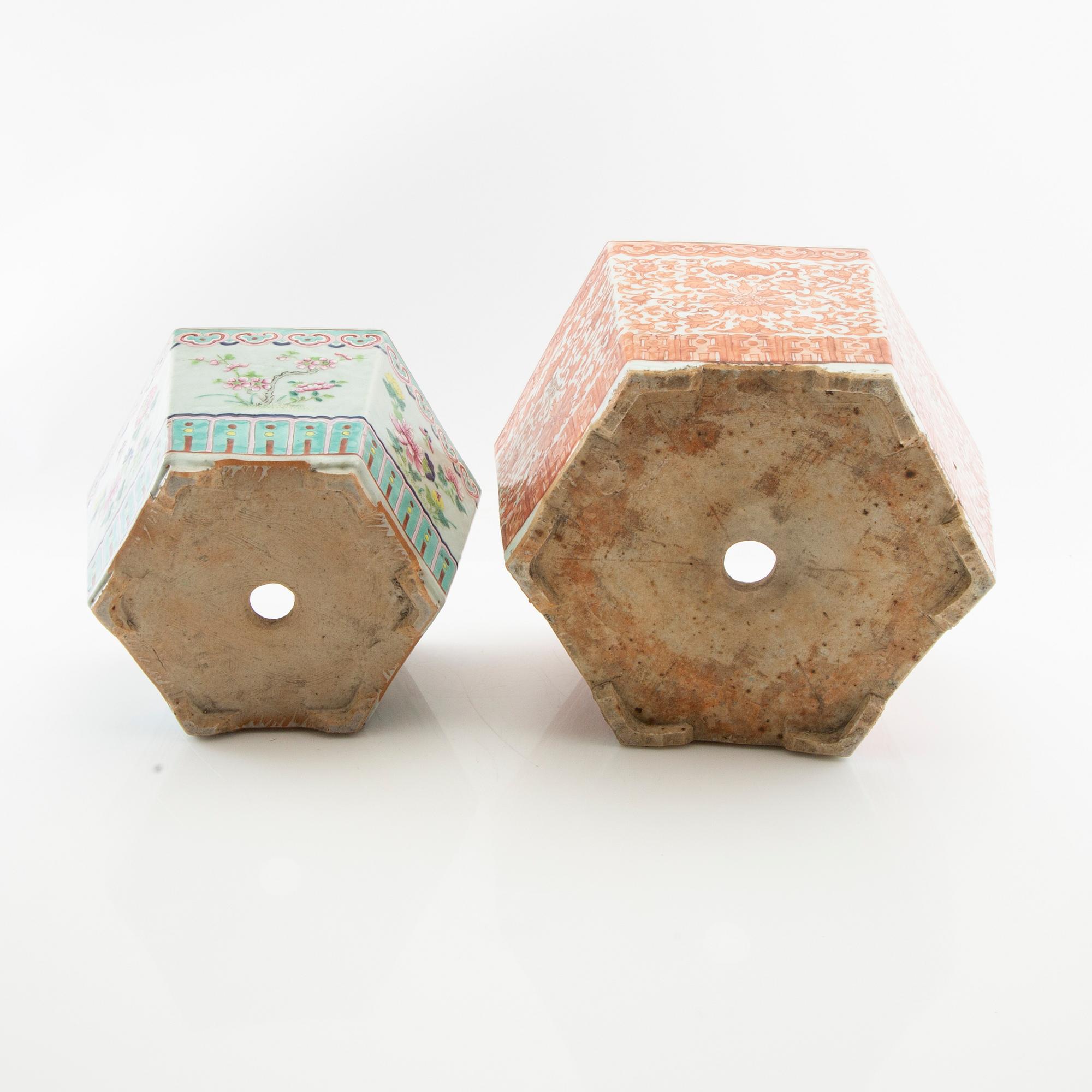 Outer covers 2 pcs China 20th century porcelain.