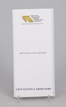 ÄDELSTEN, röd/violett spinell, oinfattad, ca 7,22ct enligt certifikat.