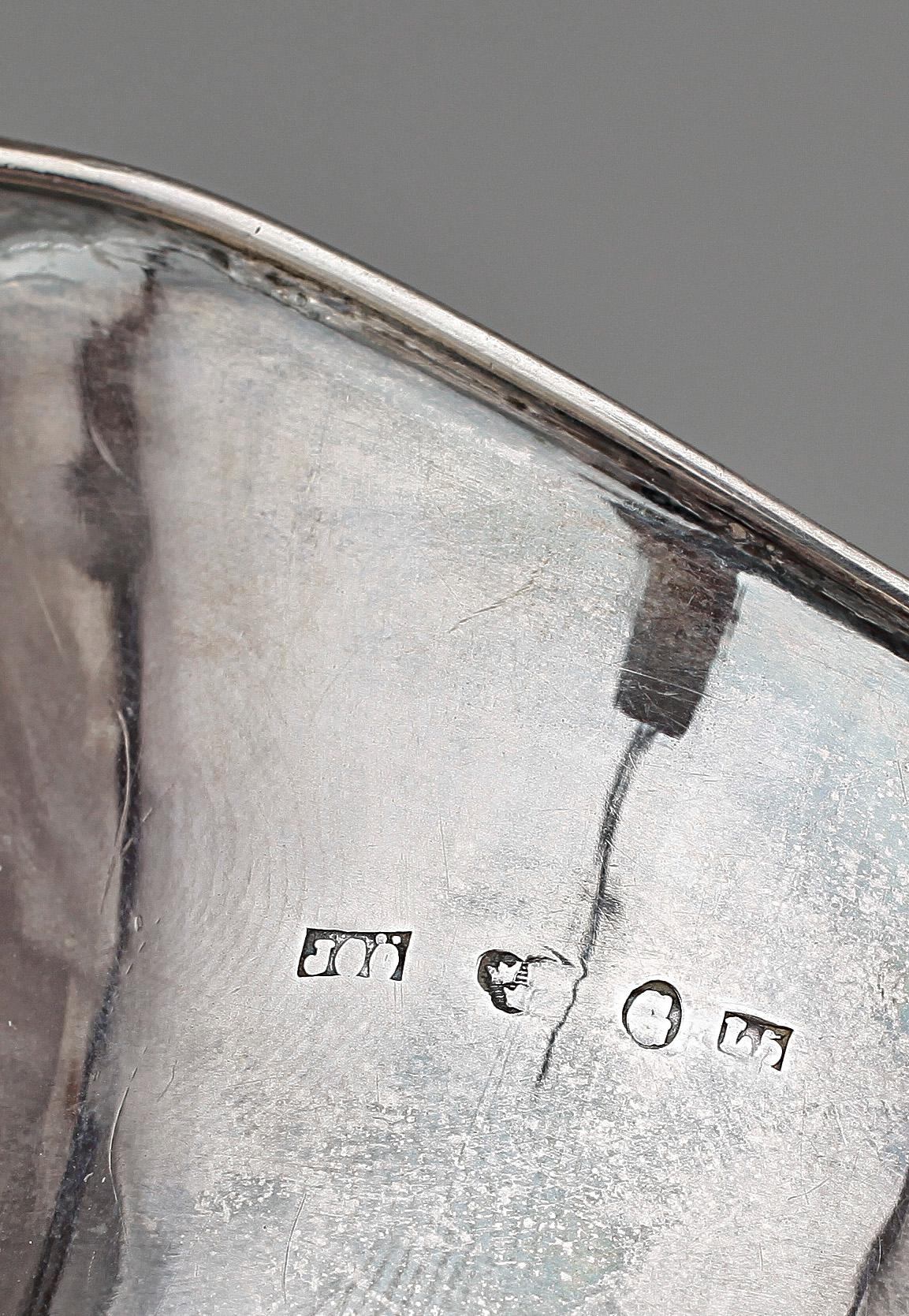 GRÄDDKANNA, silver, nyrokoko, Johan Olof Östlund, Gällivare 1865. Vikt ca 168 g.