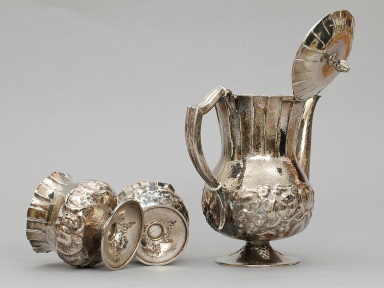KAFFESERVIS, 3 delar, silver, Nils Lindqvist, Helsingborg 1931. Tot vikt c:a 1780 g.