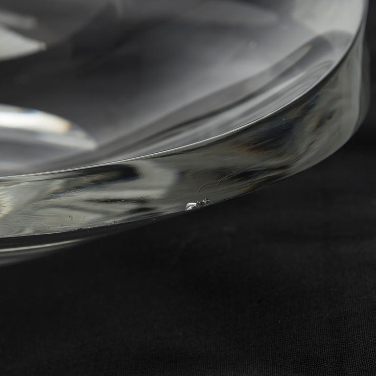 Tapio Wirkkala, an Art glass bowl, signed Tapio Wirkkala Iittala 3860.