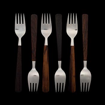 BERTEL GARDBERG, A SET OF FLATWARE. 26 pieces, "Lion de Lux", manufacturer Hackman, Finland. Designed 1958.