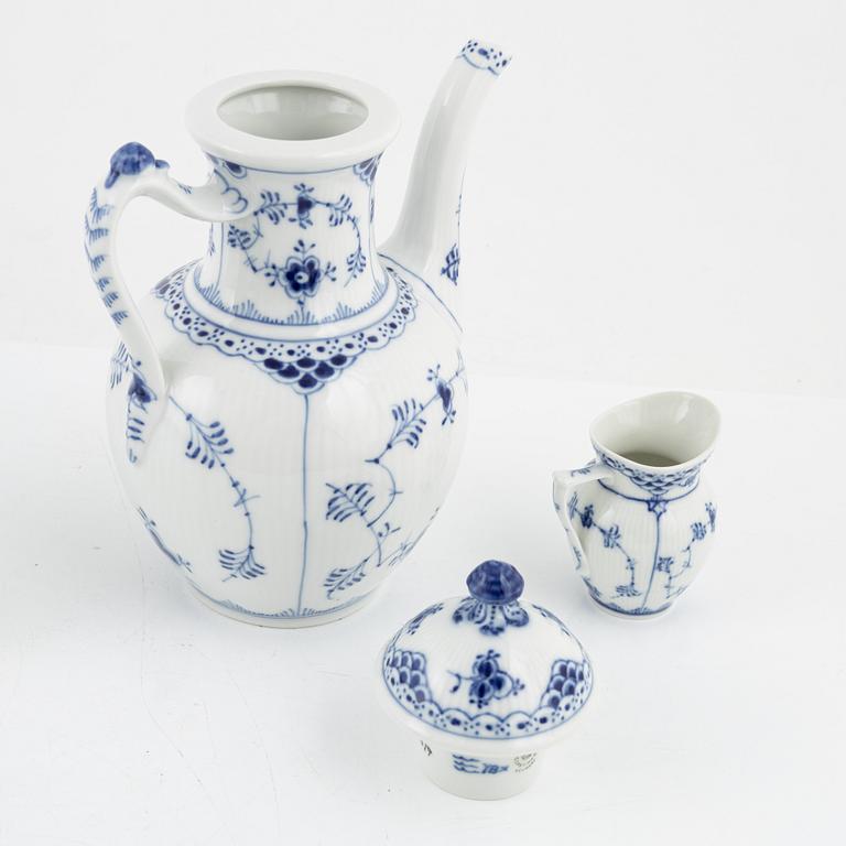 A 26-piece porcelain coffee sevice, half lace 'Musselmalet', Royal Copenhagen, Denmark.