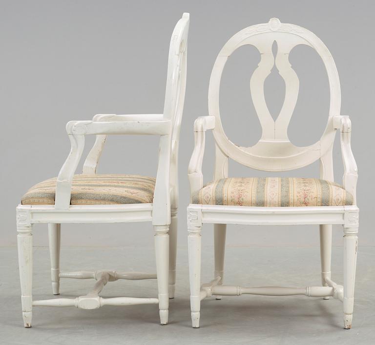 KARMSTOLAR, ett par, gustaviansk stil, omkring 1900-talets mitt.