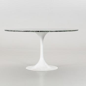 A PASTOE MARBLE TOP DINNER TABLE, 1970/80's.