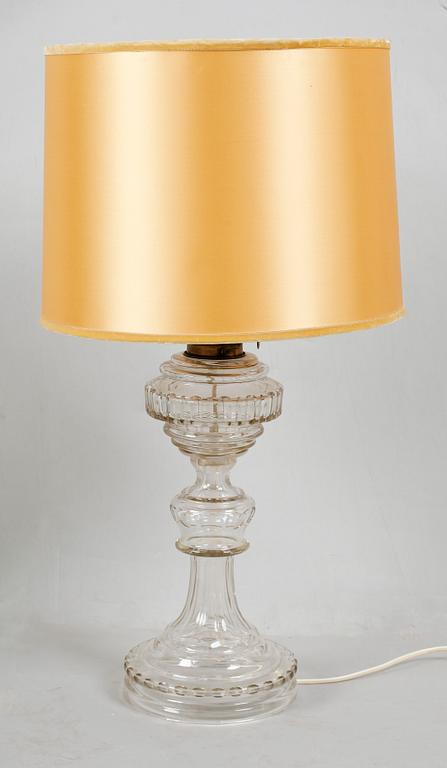 BORDSLAMPA, glas, 1900-talets första hälft.