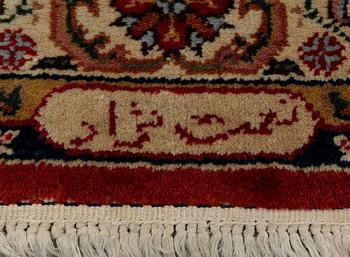 MATTA, sannolikt Turkiet, old, signerad, ca 156 x 100 cm.