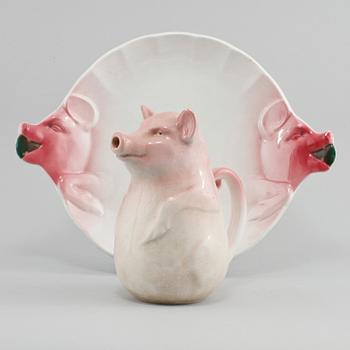 KANNA samt FAT, flintgods, omkring 1920.