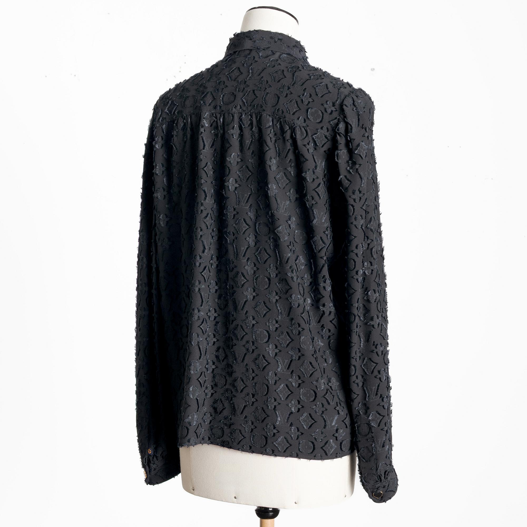 Louis Vuitton, Blouse, size Fr 38.
