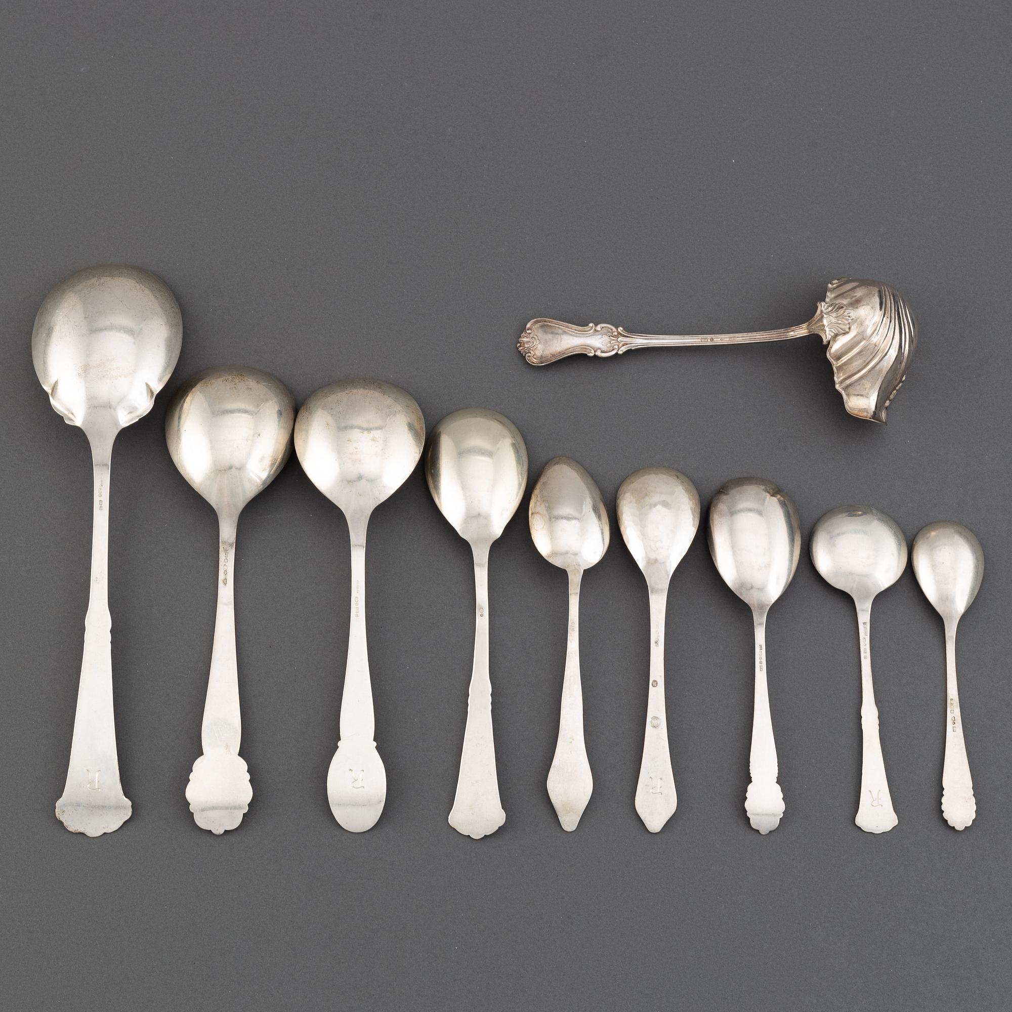 Silverbestick, varierande modeller. ca 67 delar, 1800-tal.