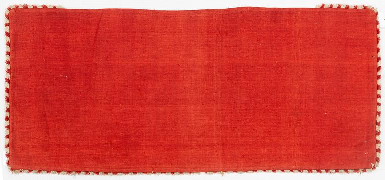 A carrige cushion, ”Stiliserade Ekar”, flat weave, ca 119 × 52 cm, signed AMS, dated 1814.