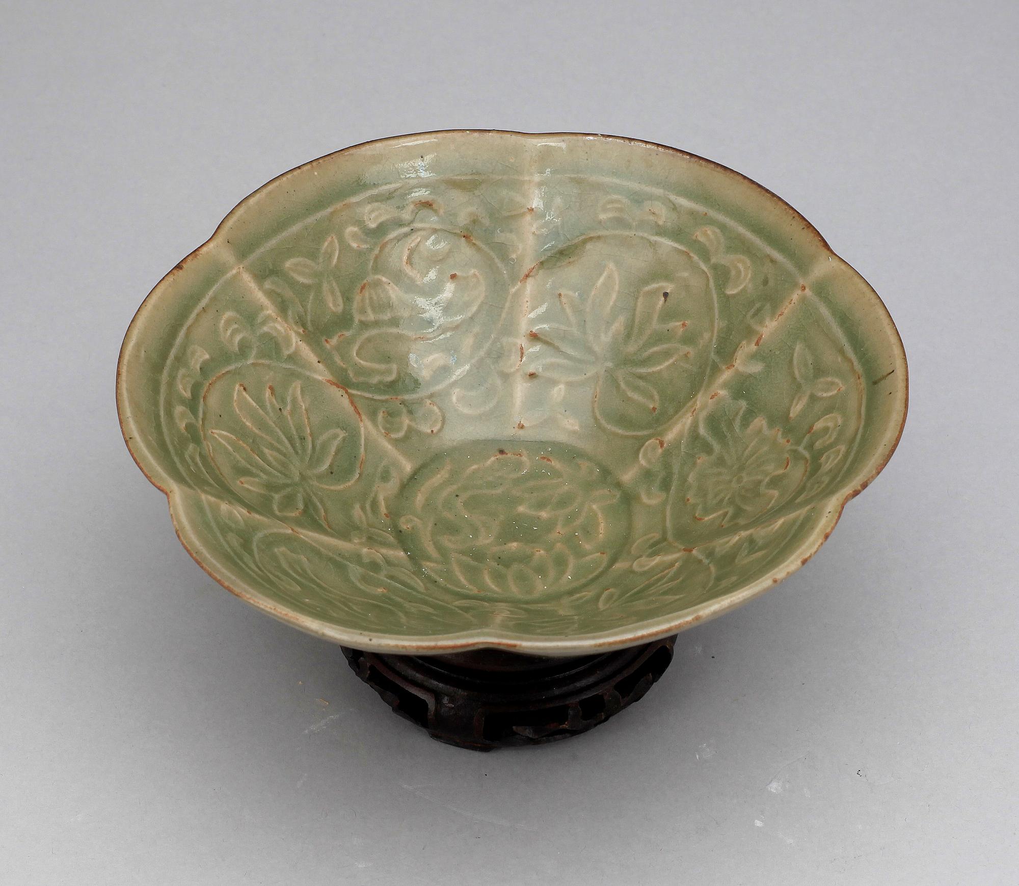 SKÅLFAT, keramik. Kina, 1900-tal.