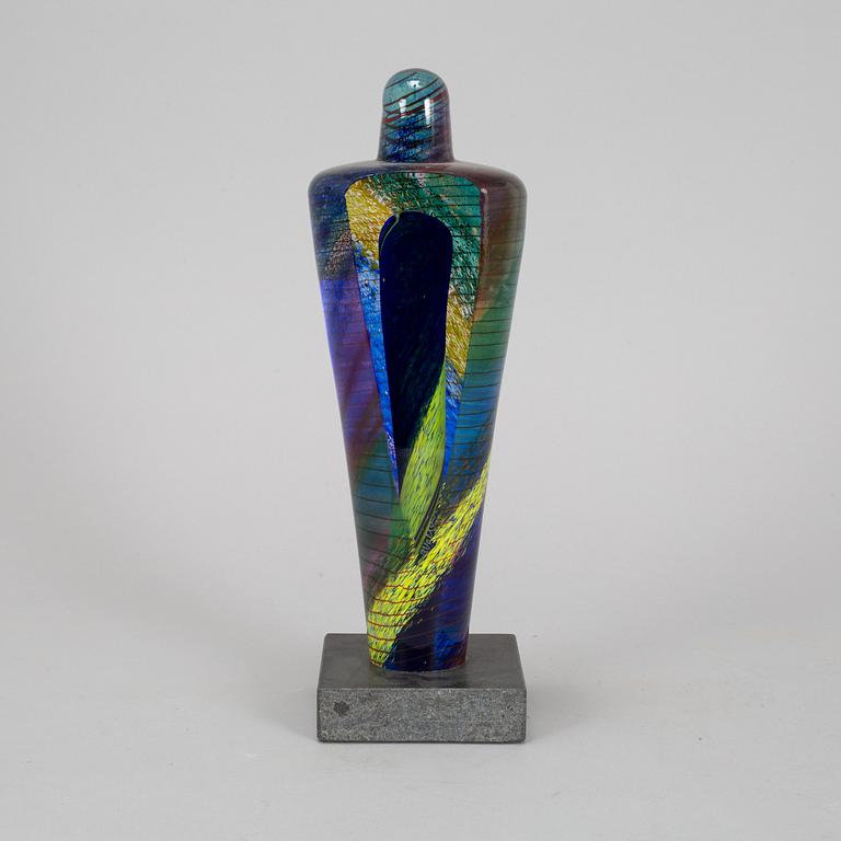 BERTIL VALLIEN, a glass sculpture, Atelier, Kosta Boda, signed.