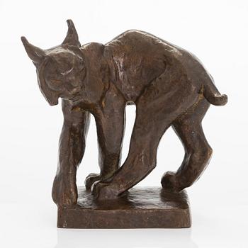 Jussi Mäntynen, 'Lynx sensing danger'.