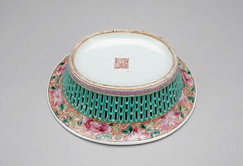 GALLERSKÅL, porslin, Kina 1800-tal.