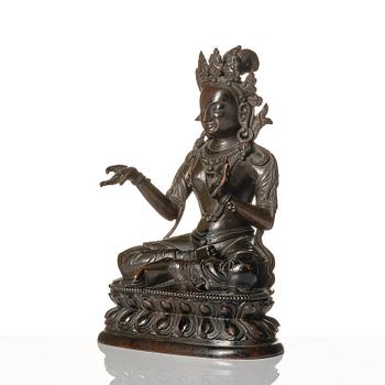 A bronze figure of a crowned goddess, Qing dynasty, 18th Century.