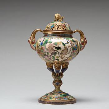 A cloisonné censer with cover, Qing dynasty, circa 1900.