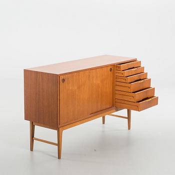 SIDEBOARD, teak. 1900-TALETS MITT.
