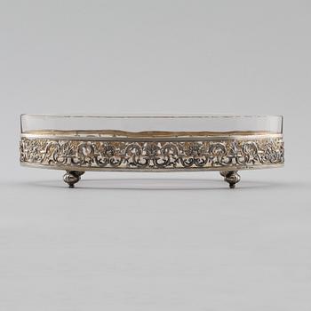 JARDINIERE, silver, CG Hallberg, Stockholm 1907. Vikt ca 196 gram.