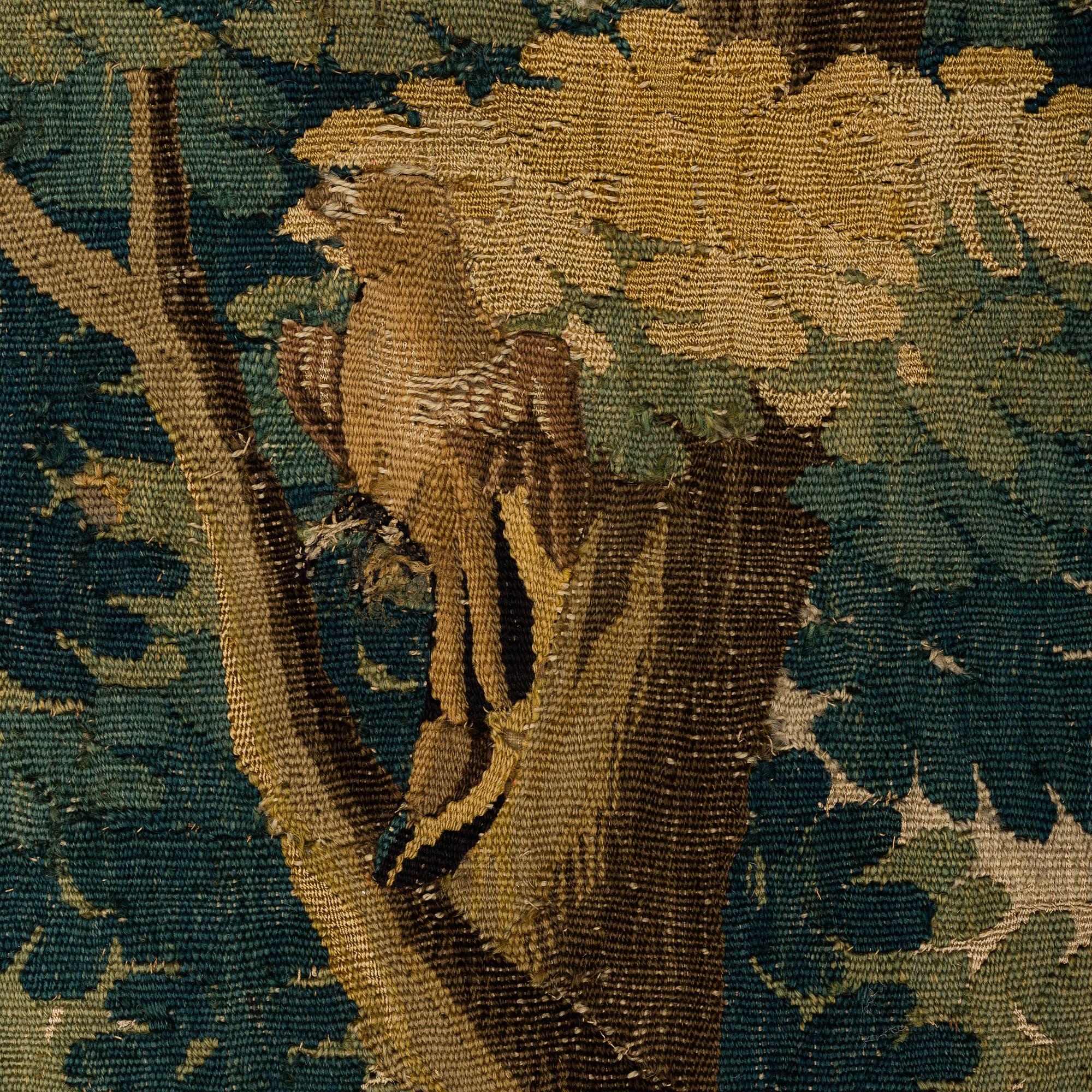 VÄVD TAPET FRAGMENT, gobelängteknik, ca 215,5 x 48 cm, Flandern omkring 1700.