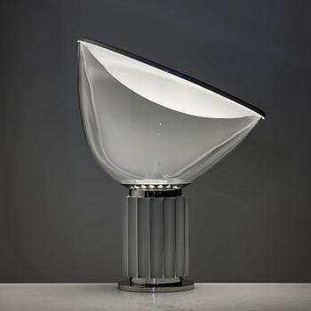 Achille Castiglioni, & Pier Giacomo Castiglioni, bordslampor 1 par, "Taccia", Flos, Italien efter 1962.