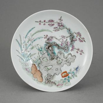 TAZZA. Porslin, Kina, 1800/1900-tal.