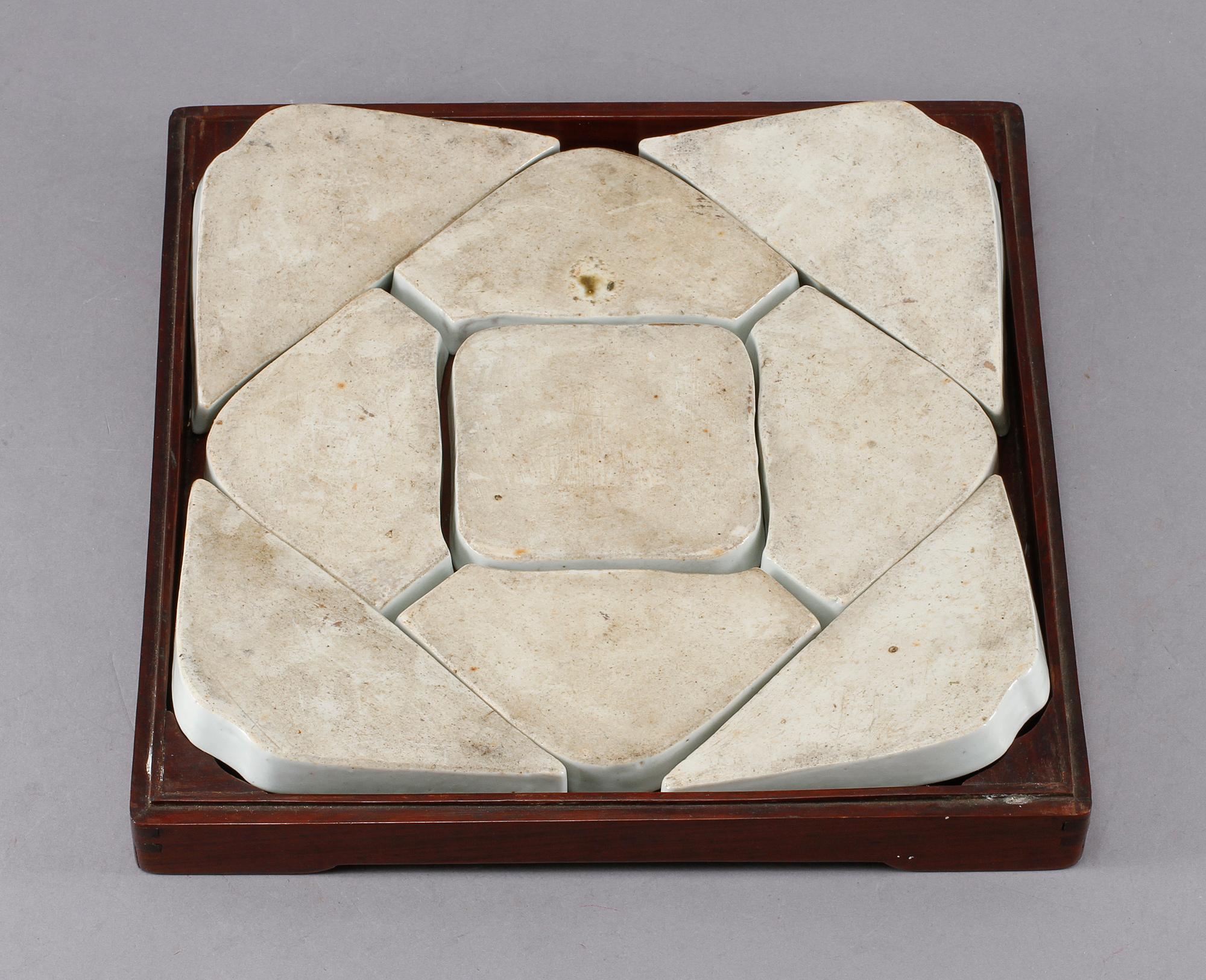 CABARET, 9 delar, porslin, Kina, 1800-tal.