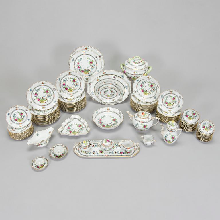 Herend, matservis, 100 delar, porslin, "Indian Basket" Ungern.