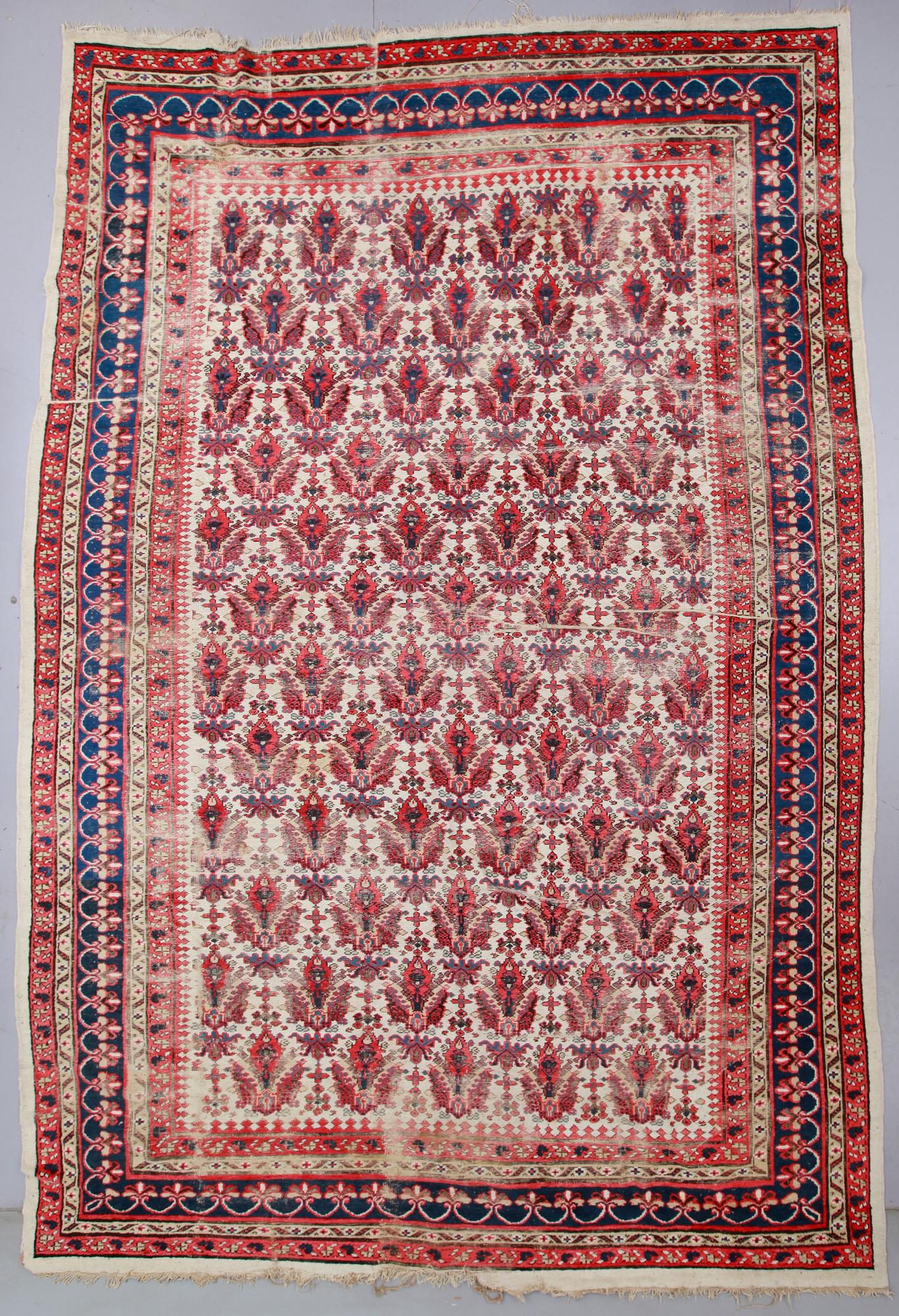 MATTA, orientalisk, semiantik, ca 468 x 302 cm.