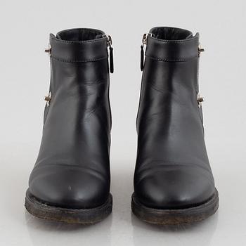 Chanel, boots, size 38 C.