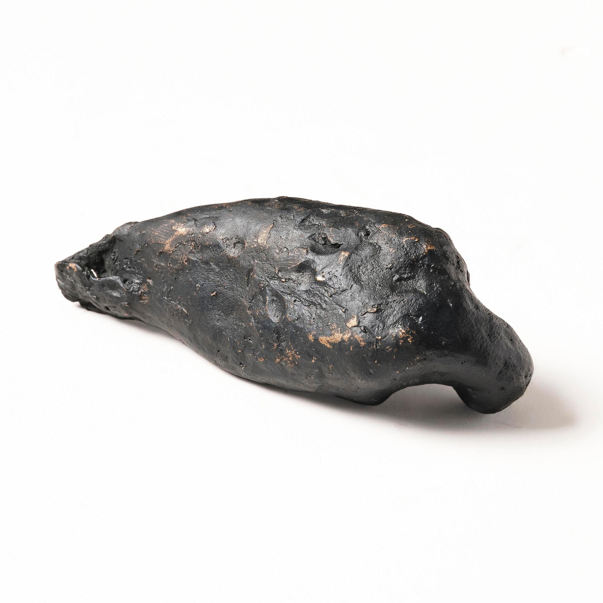 Tilda Lovell, Life boat black.