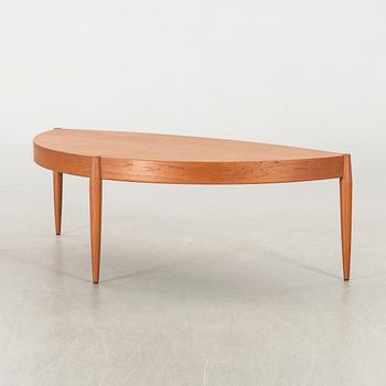 JOHANNES ANDERSEN, a Capri sofa table.