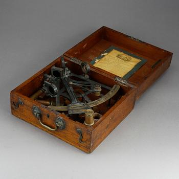SEXTANT i SCHATULL, Reynolds & son Ltd, London, omkring 1900.