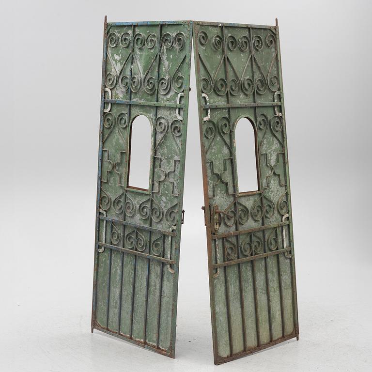 Dörrar, ett par, 1900-tal.