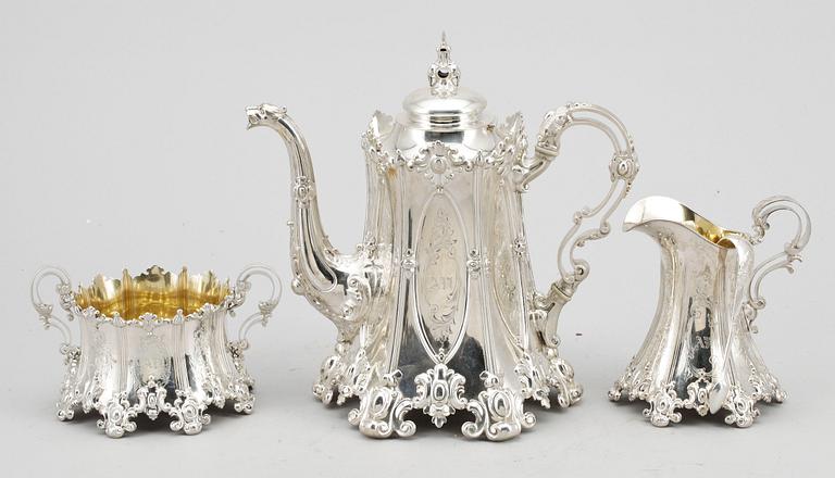 KAFFESERVIS, 3 delar, silver, Guldsmeds aktiebolaget, 1895. Totalikt 1270 gram.