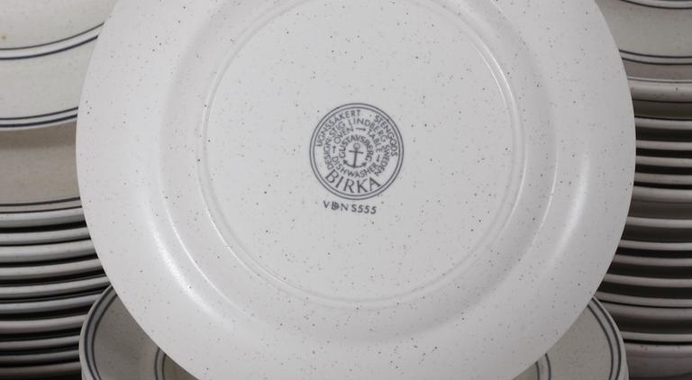 MATSERVIS. 76 delar. Stengods. "Birka".