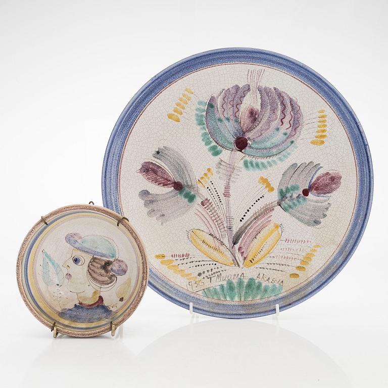 Toini Muona, A ceramic dish and bowl, signed T. Muona Arabia, Finland.