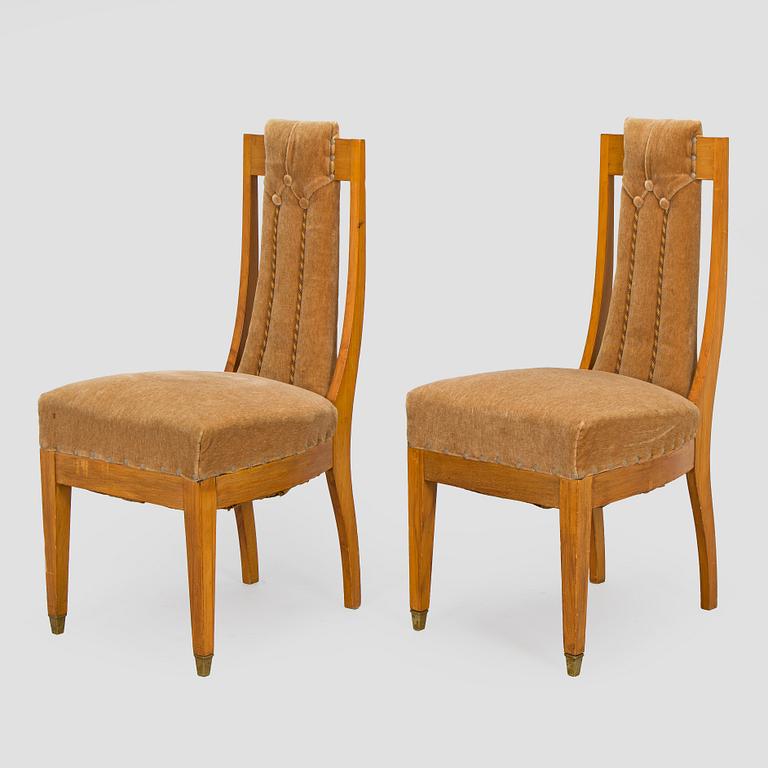 Adolf Koskinen, table and 4 chairs, for Elias Hollo Puunjalostustehdas, 1910s/1920s.