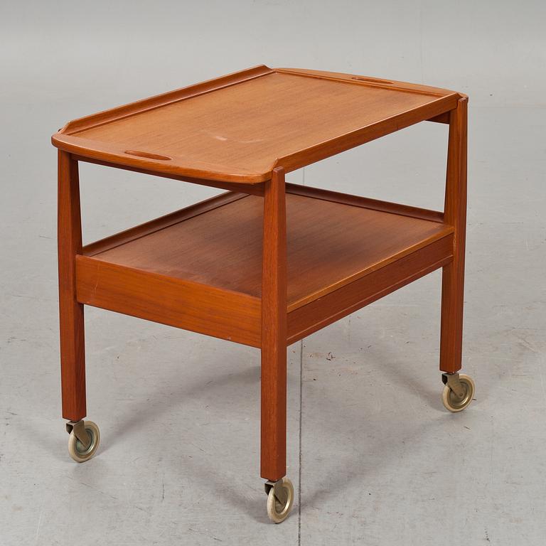 SERVERINGSVAGN,  "Julius", ur "Bra Bohag"-serien, Sven Engström och Gunnar Myrstrand, Tingströms. 1950/60-tal.