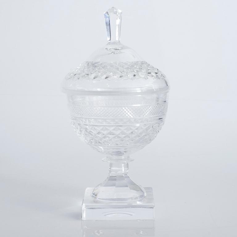 Four glass bowls on foot, "Kent", by Elis Bergh for Kosta, second half of the 20th century.