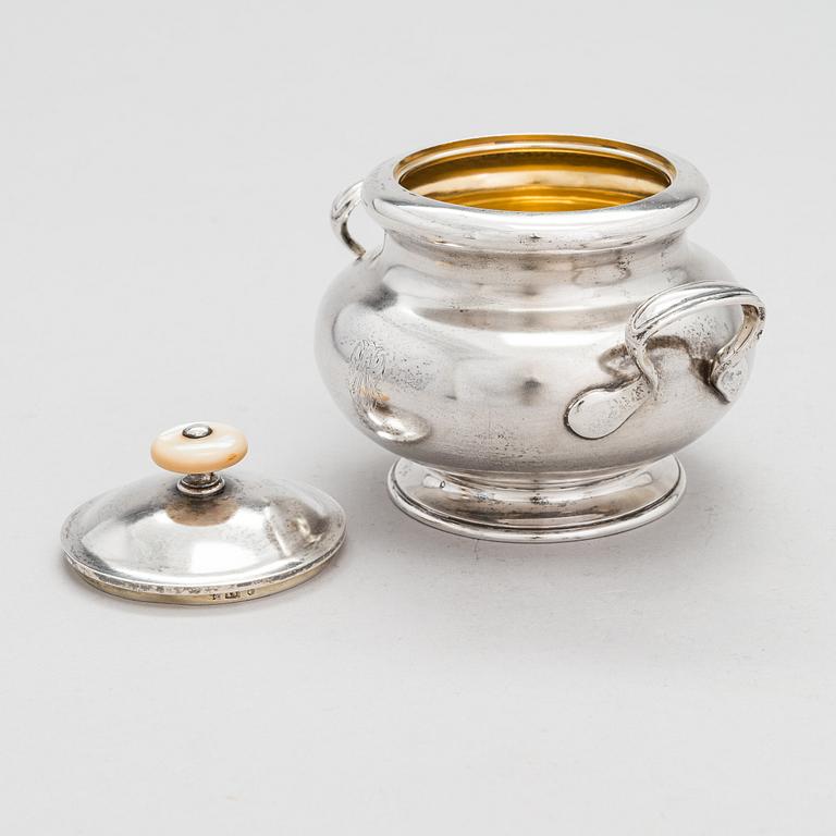 A lidded silver sugar bowl, maker's mark of Joseph Nordberg, S:t Petersburg, Russia 1850.