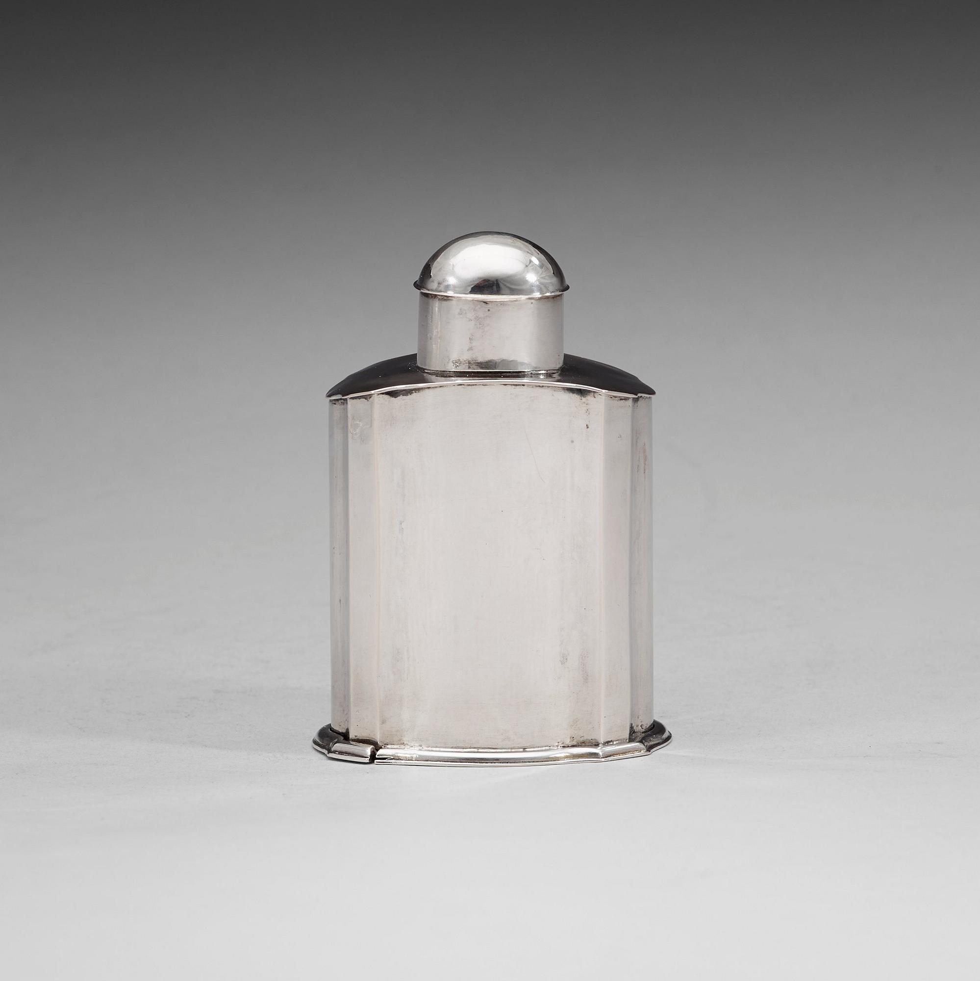 A Norwegian 18th century silver tea-caddy, marks of Jacob Nielsen, Oslo/Christiania 1724.