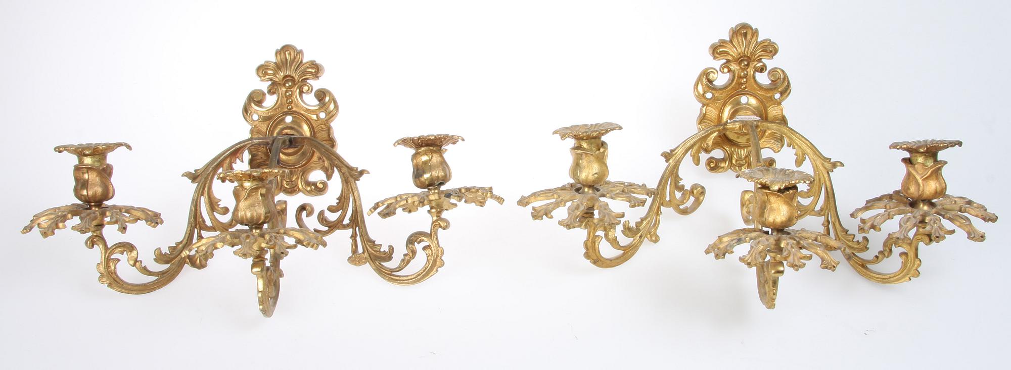 VÄGGLYSTRAR, ett par, oscarianska, 1800-talets slut.