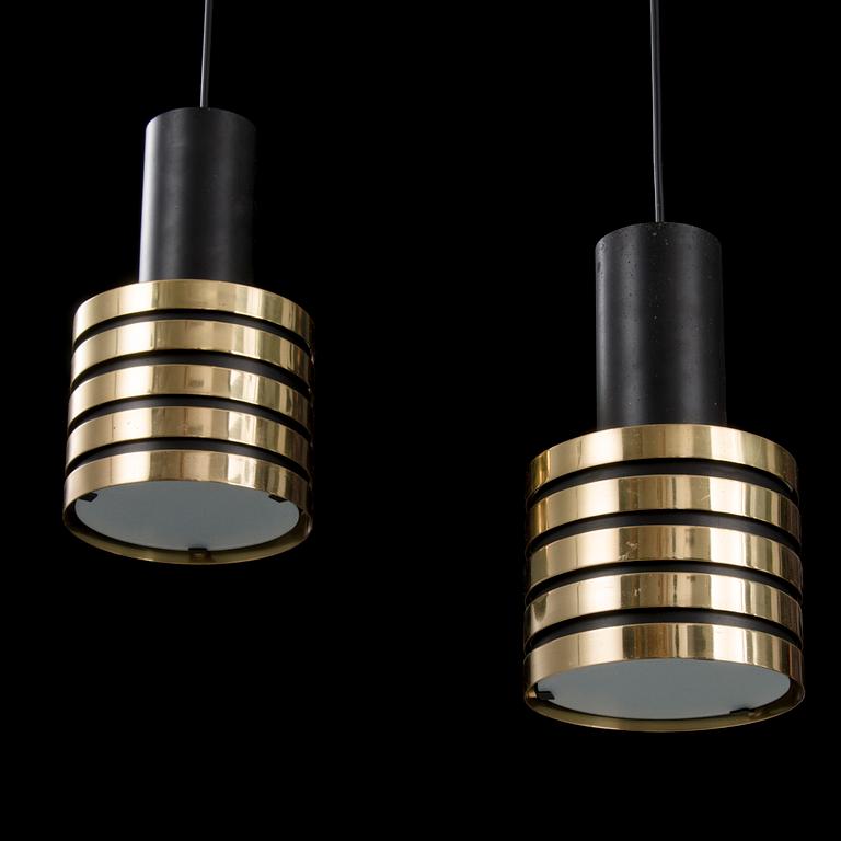 PAAVO TYNELL, kattovalaisinpari, malli K2-49, Taito, 1900-luvun puoliväli.