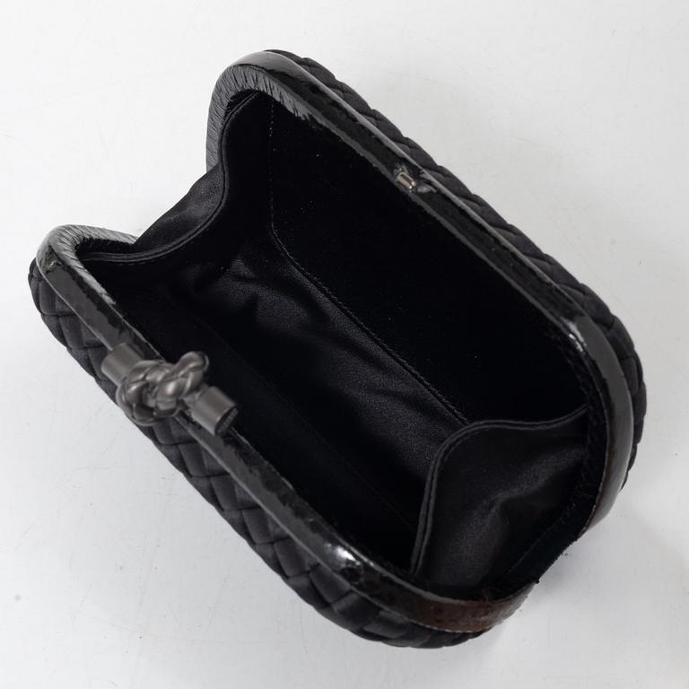 Bottega Veneta clutch, "Knot".